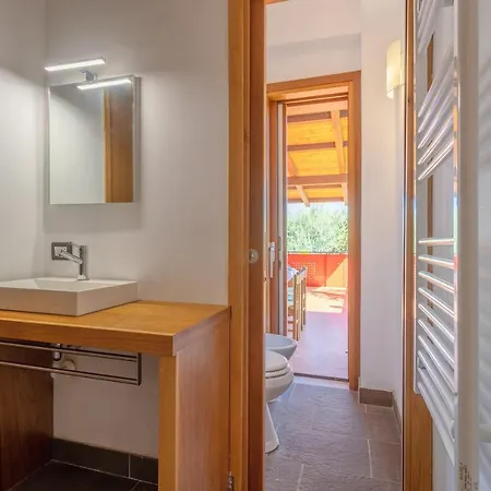 Mendolia Ai Caracoli Villa *