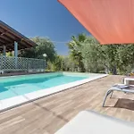 Mendolia Hot Pool And Design Termini Imerese